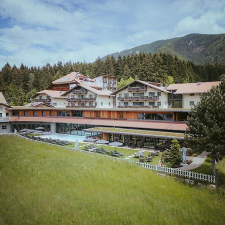 Garberhof Dolomit Family Hotel Rasun di Sotto Exterior photo