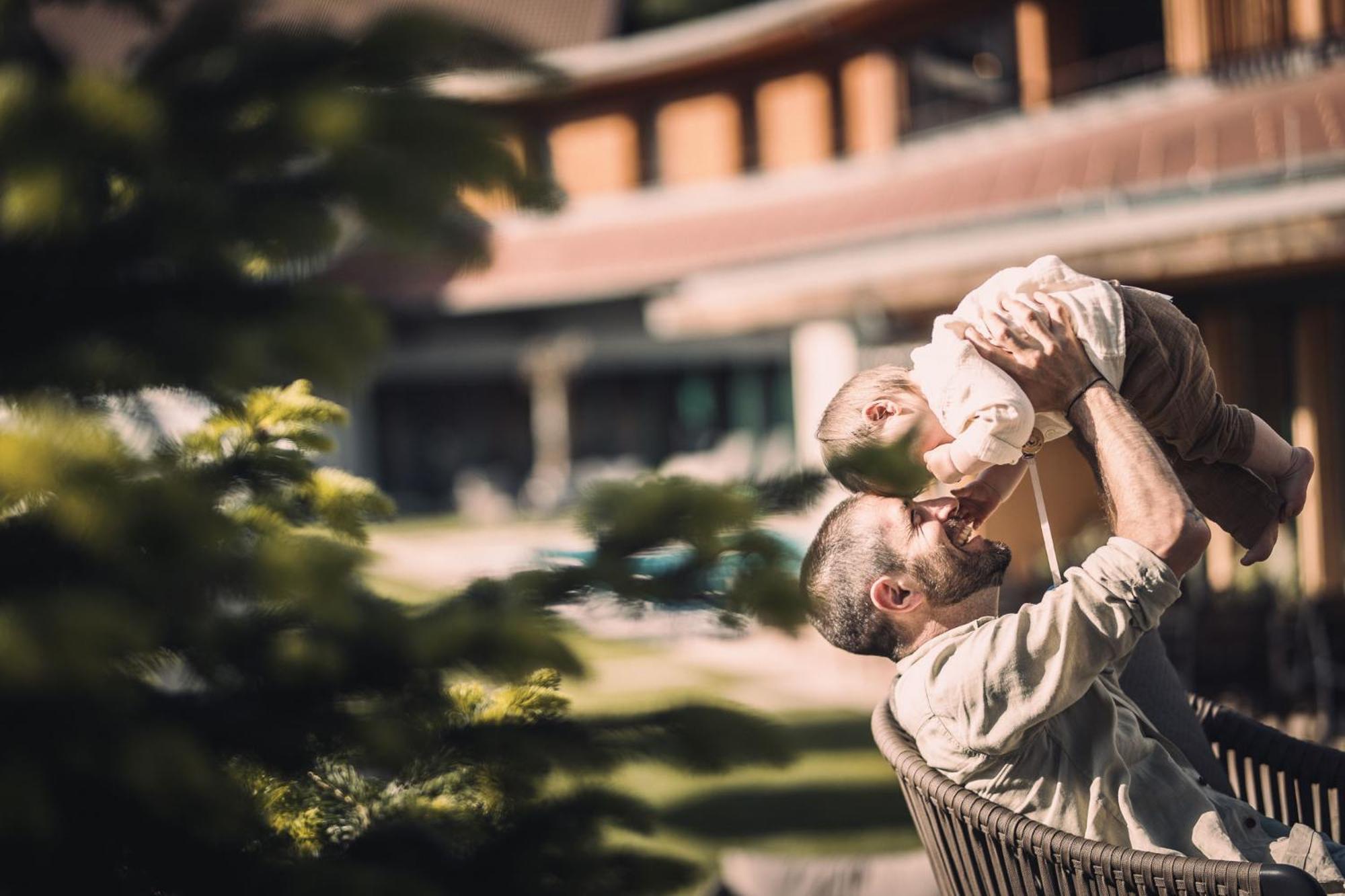 Garberhof Dolomit Family Hotel Rasun di Sotto Exterior photo